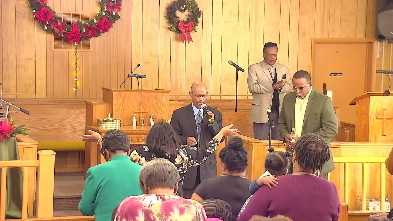 Pastor Dexter Taylor |