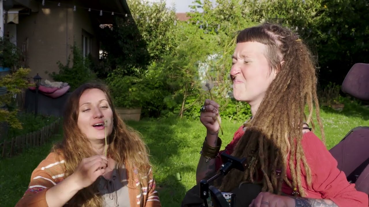 Leben mit Assistenz – Nadja und Hanna