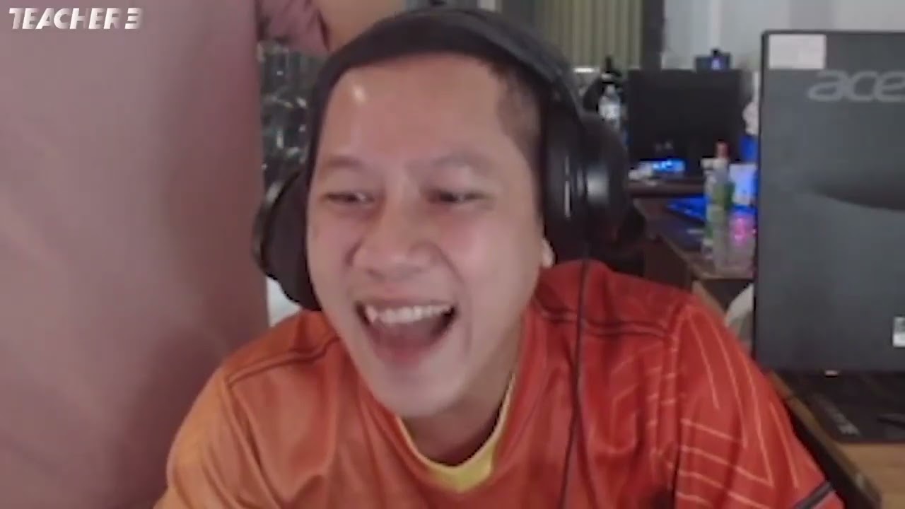 Thầy gi&aacute;o ba LOL | THẦY BA GIẢ G&Aacute;I CHƠI GAME