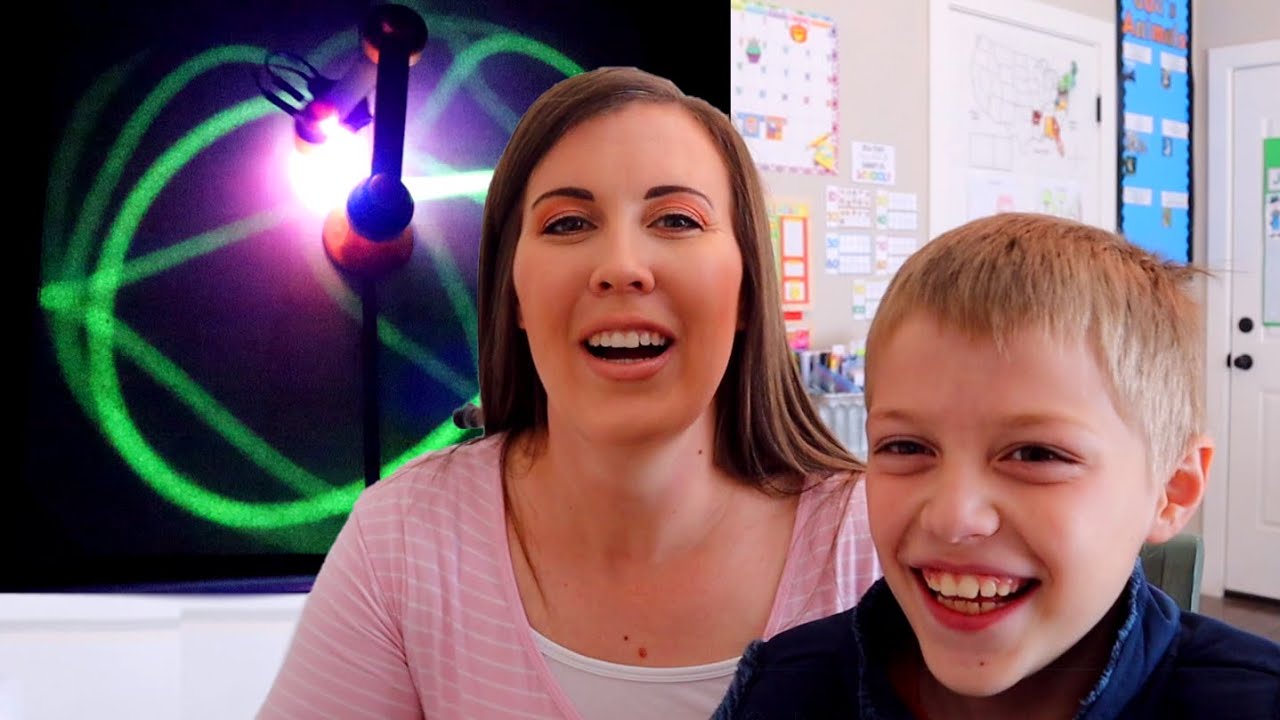 Unboxing Tinker Crate October 2019 - Glowing Pendulum