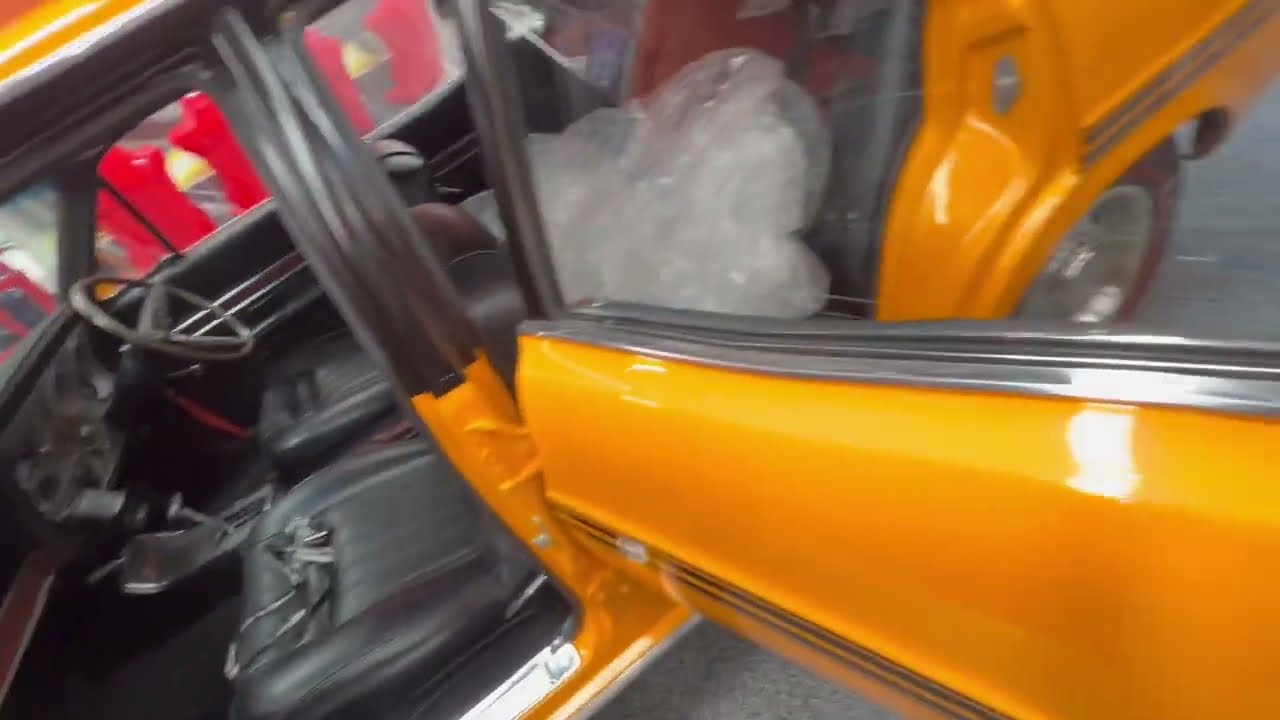 DPC-052 Ford XY GT Replica / Walk Around 1