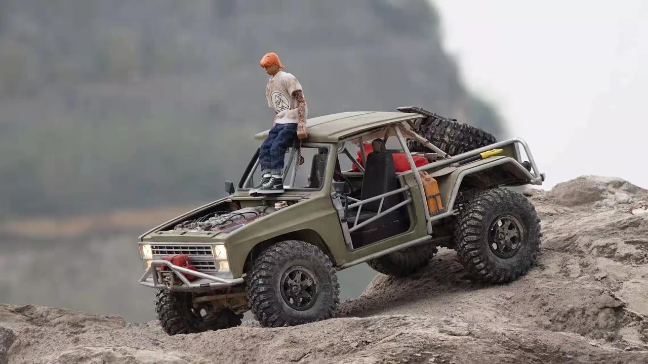 CROSS RC EMO XT4 Scale Crawling Kit / RC Vin Cars