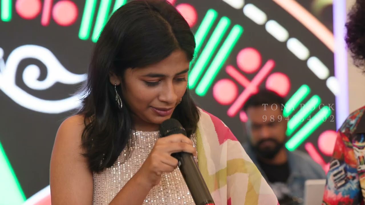 Kodiyile Maligapoo Song Live Paniti Ajaykrishna