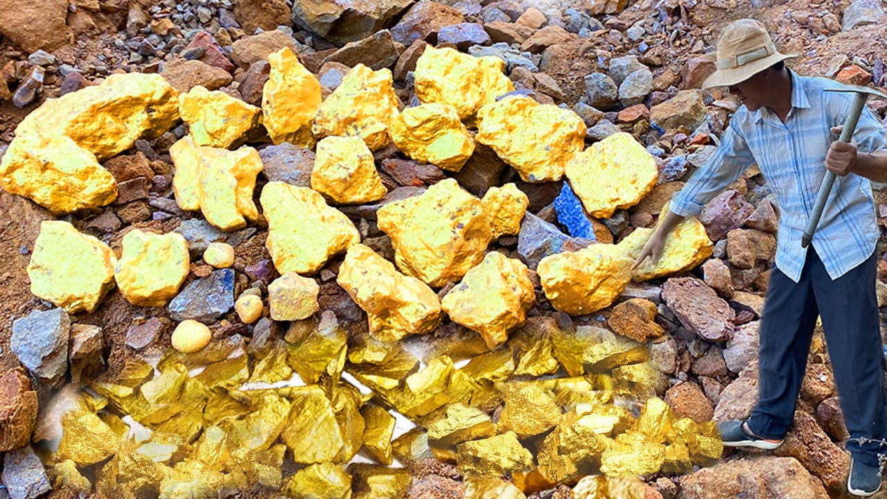 Amazing gold mining process. We discover the perfect gold nuggets- how to find gold