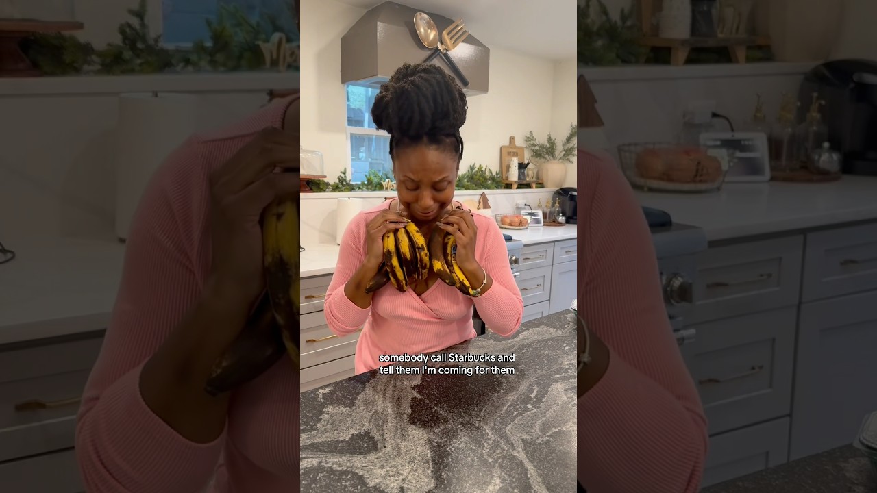 KASH💰 Bakes Basic Banana Bread Recipe!🫶😅 #bananabread #baking #roadto100k #cooking #easyrecipe