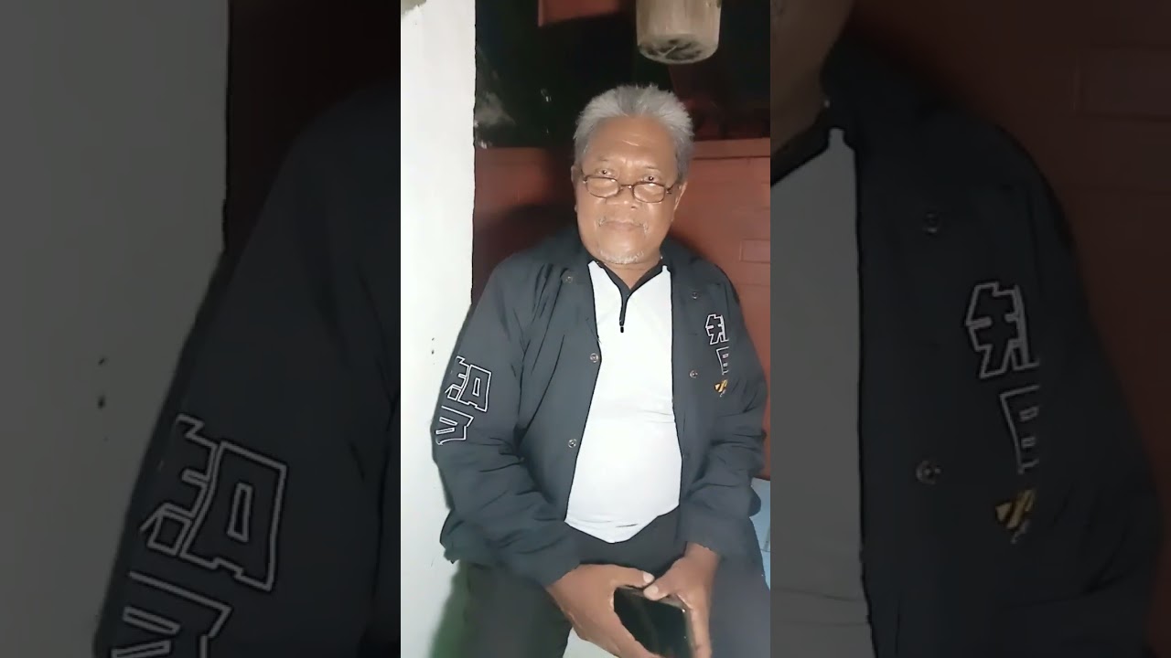 Makam Keramat Ki Ageng ROnggo Jumeno atau Pangeran Timur pendiri kerajaan Purabaya Madiun abad 15