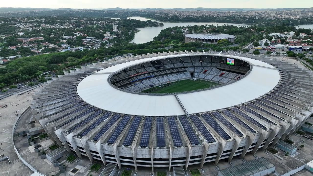 Voo pela Lagoa da Pampulha e Mineirão, DJI Mavic 3
