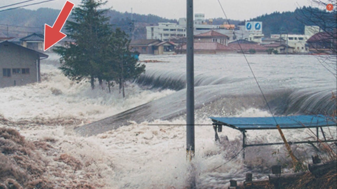 Ishinomaki Giant Tsunami Japan 2011
