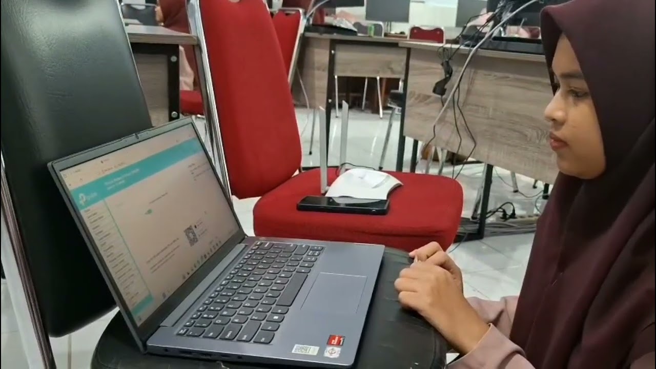 Menghubungkan assess point dengan laptop dengan menggunakan jaringan wifi 