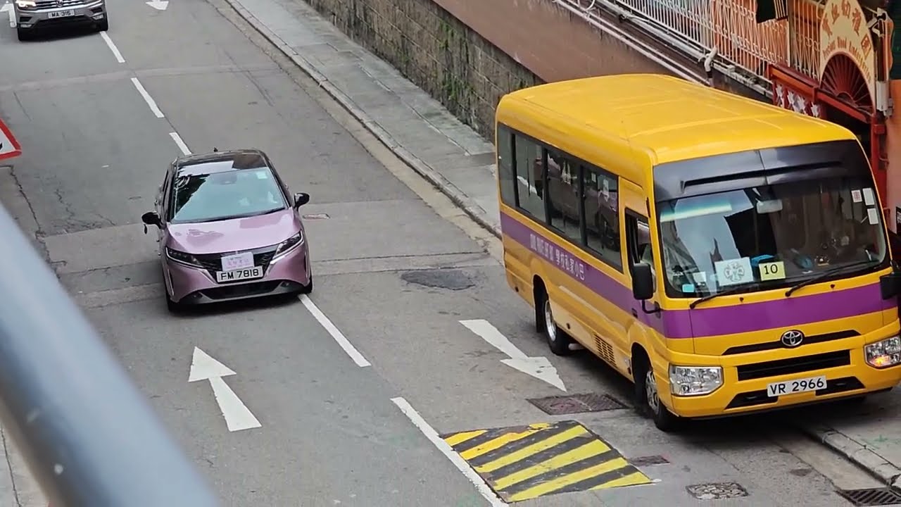 駕駛考試@跑馬地 白色車泊車肥軚盤控制不當