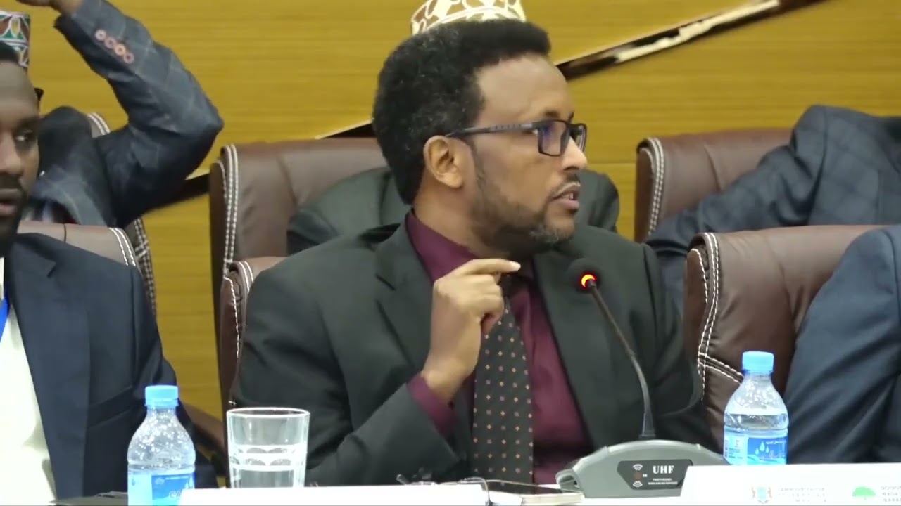 Dr. Cabdi Aadan Hoosow, oo ka mid ah siyaasiinta mucaaradka ah: “Mucaaradka kale waxaan ugu baaqayaa