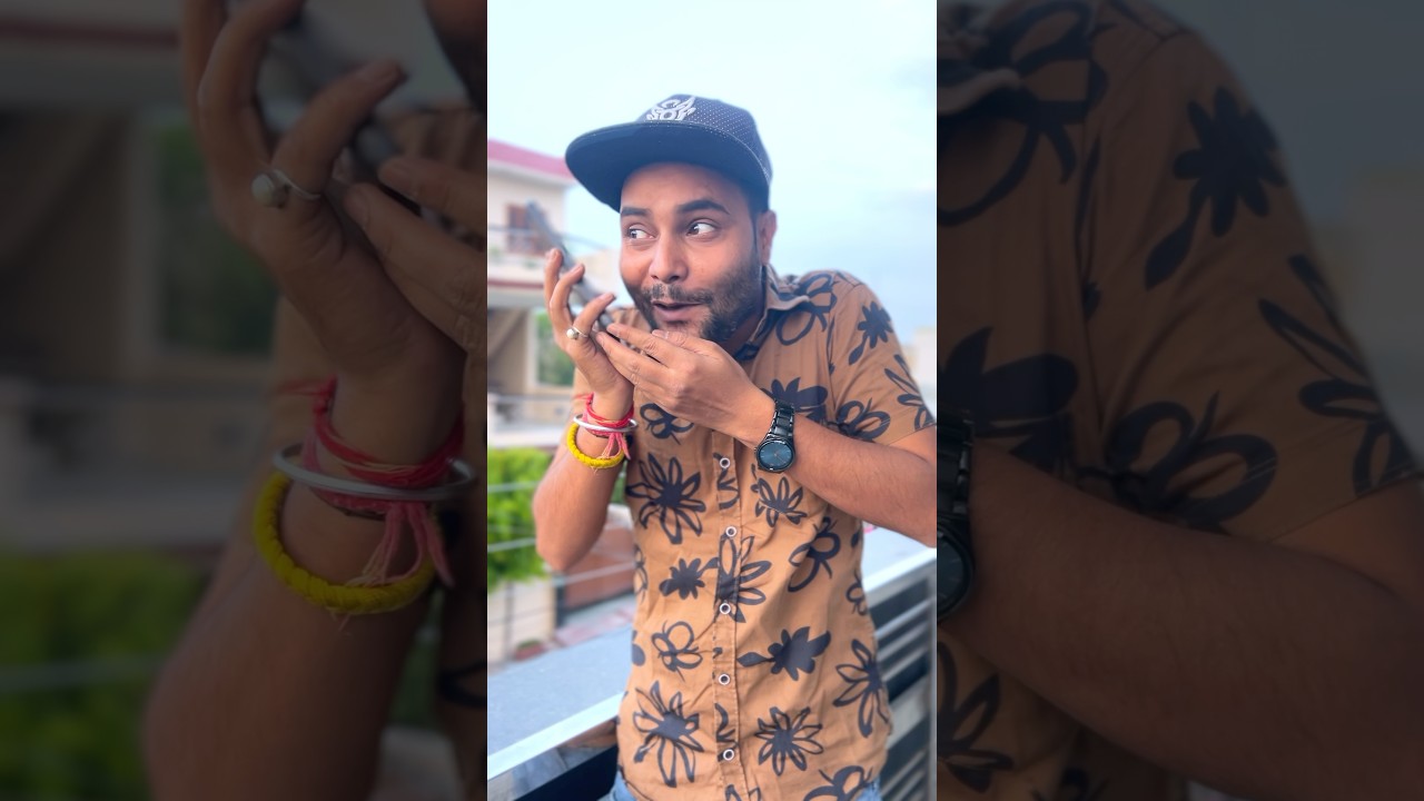 Can anyone guess the conversation #deepaktilli #comedy #funny #comedymovies