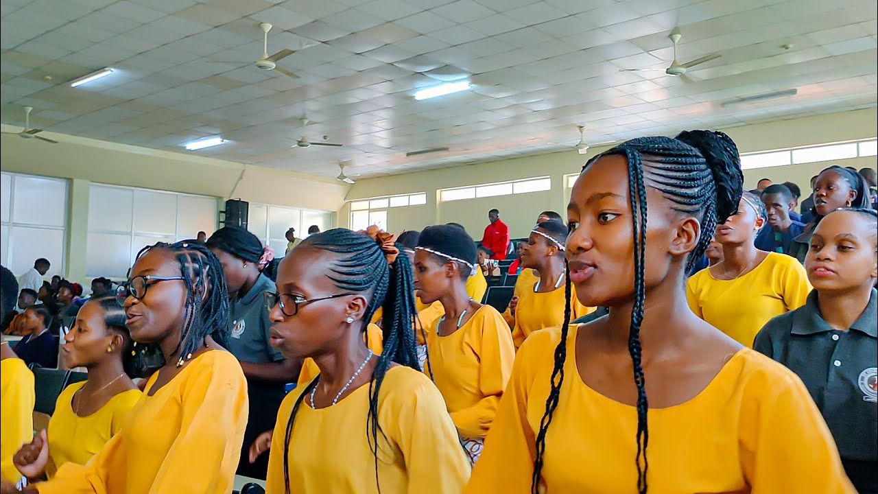 SADAKA SAFI. Ikiimbwa na Kwaya Ya  Mt.Aloyce Gonzaga Chuo cha Mipango Dodoma#kanisakatoliki #music