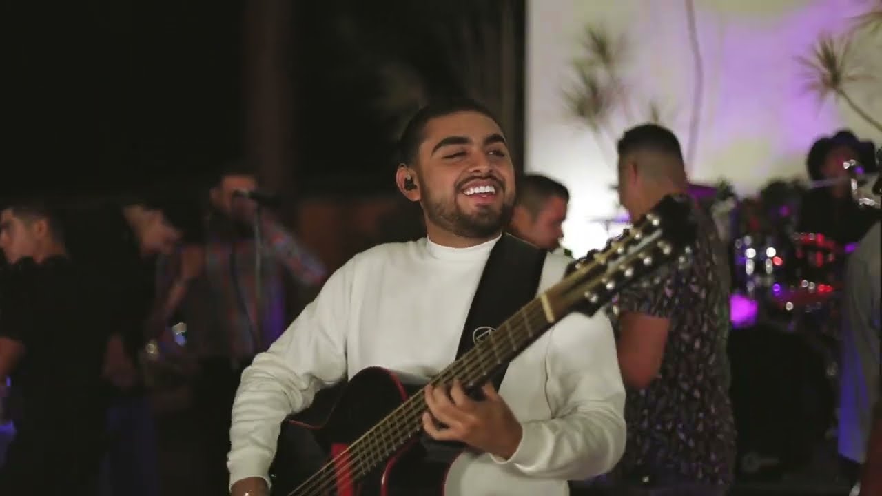 REY DE MIL CORONAS - NORTEÑO 4.5