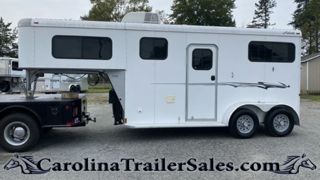 2016 Adam 2 Horse Trailer, 4' Compact Small Weekender LQ, Light Weight, AC, Water!