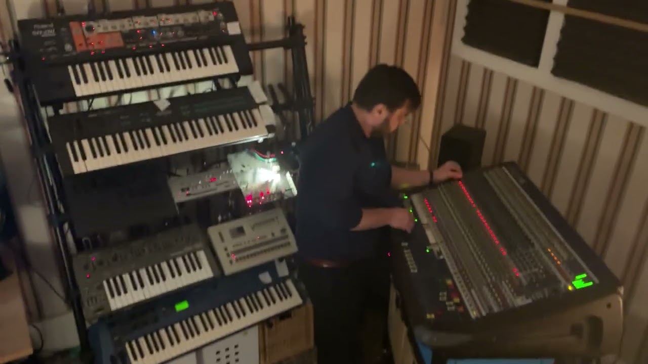 Luis Black - Live on Machines