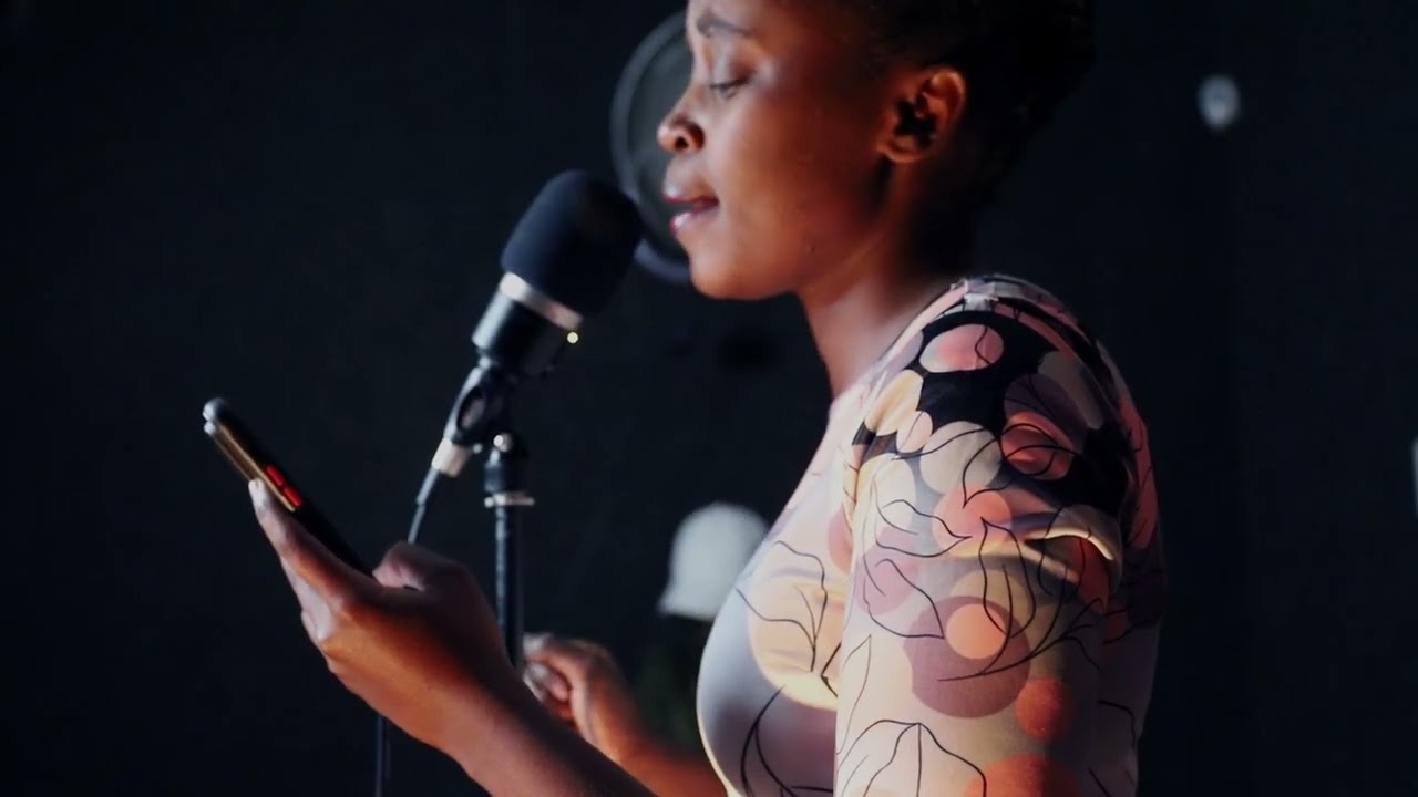 Song 70 Icilongo Levangeli - Thum’ umlilo (Cover) X Ezaura Marule