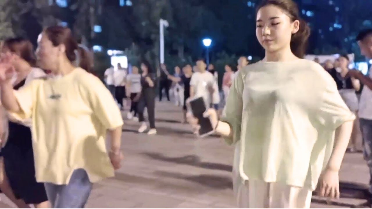 💝💃🎶动感广场舞《东北的冬 东北的情》简单又快乐！带你灵魂去高原！