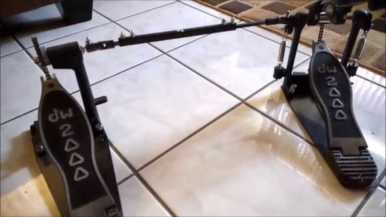 Drum Workshop - DW2000 VS DW3000 Double Bass Drum Pedal