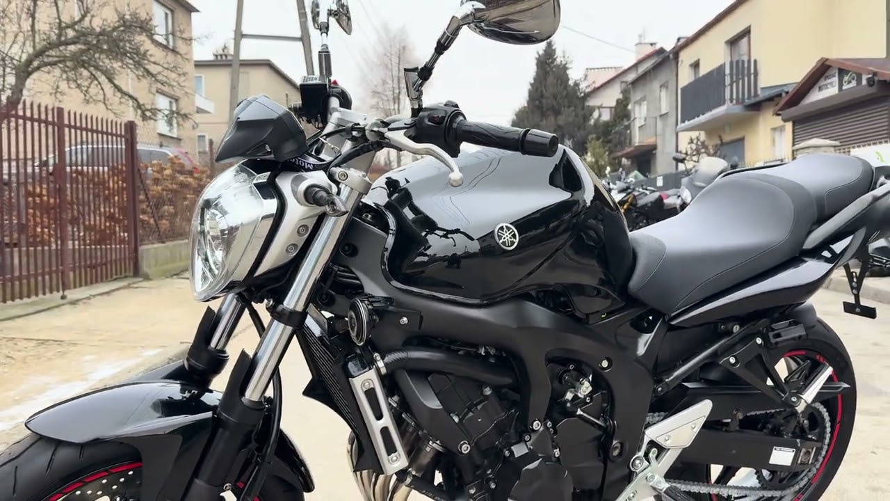Yamaha FZ6 Black S2