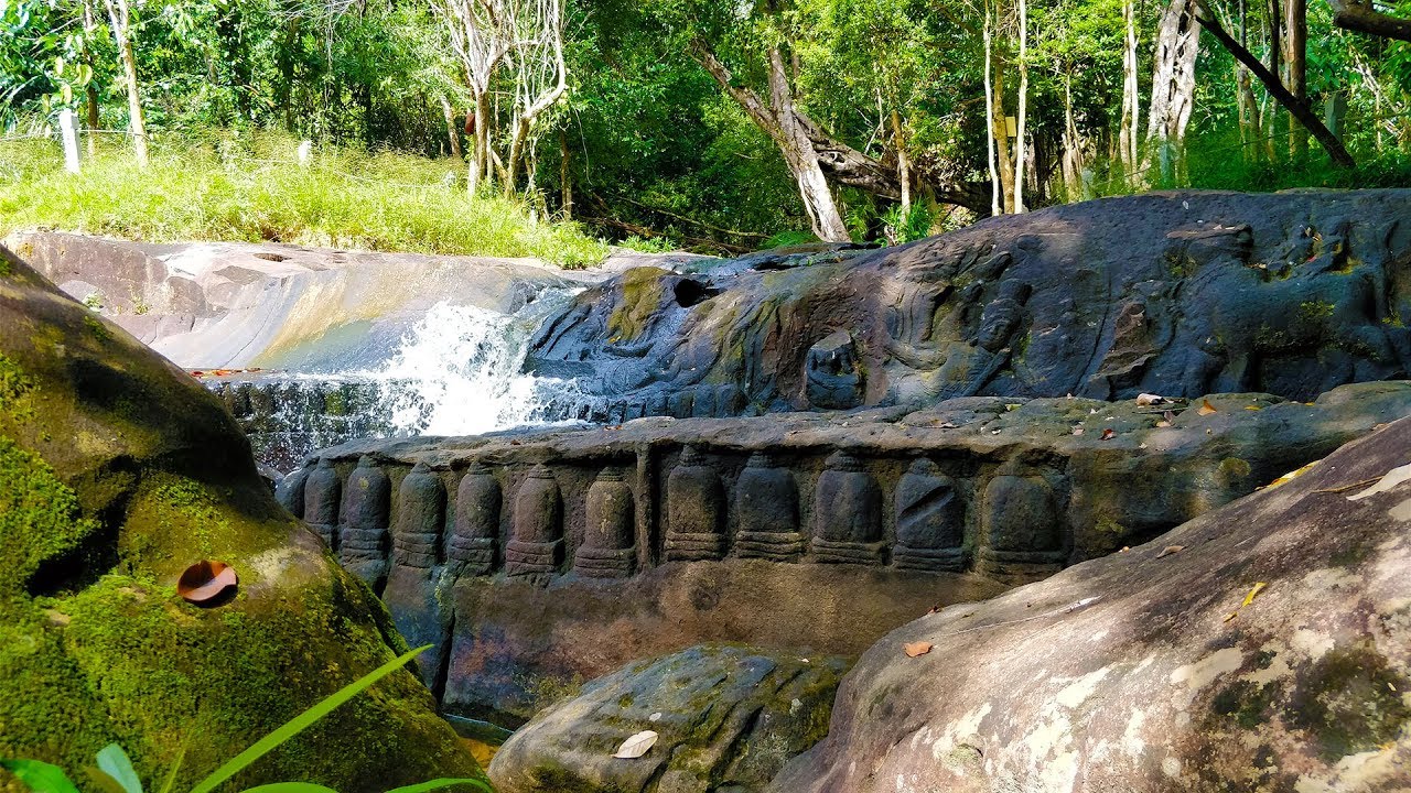 Phnom Kbal Spean (mountain and waterfalls) Tour Highlight