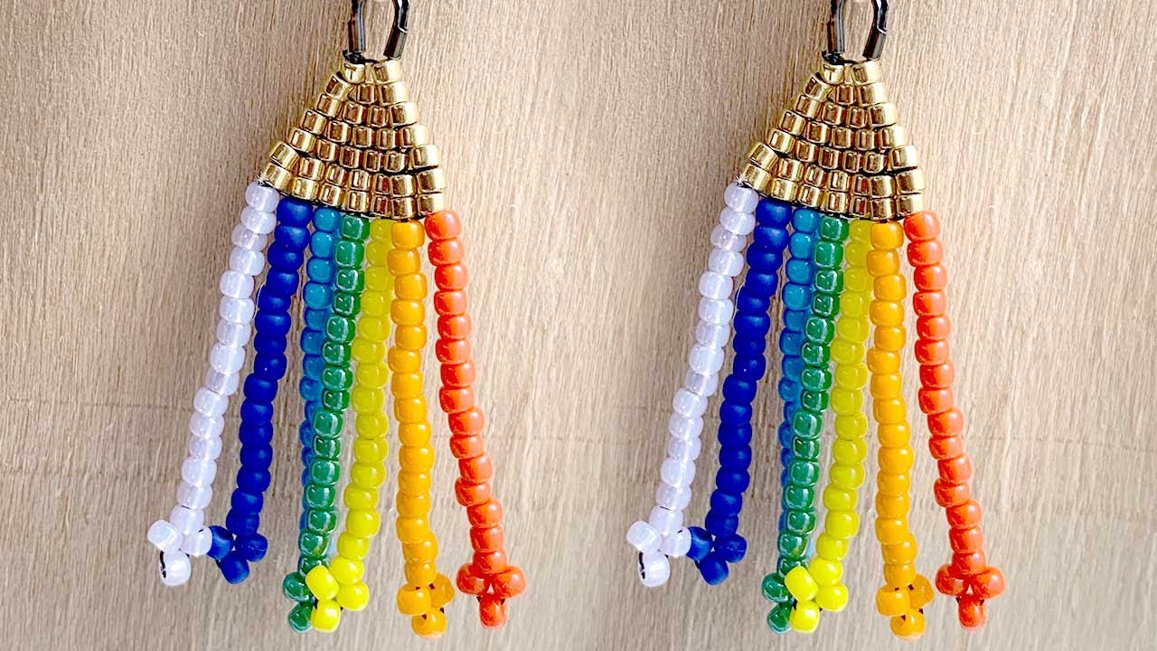 Learn The Brick Stitch! JJB Seed Bead Series feat. Meredith Roddy