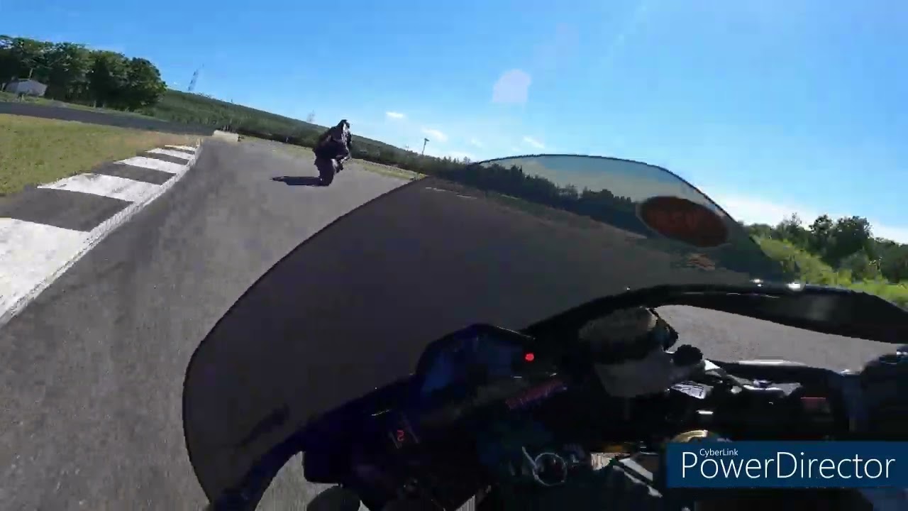 Montmagny trackday with friend cbr1000rr
