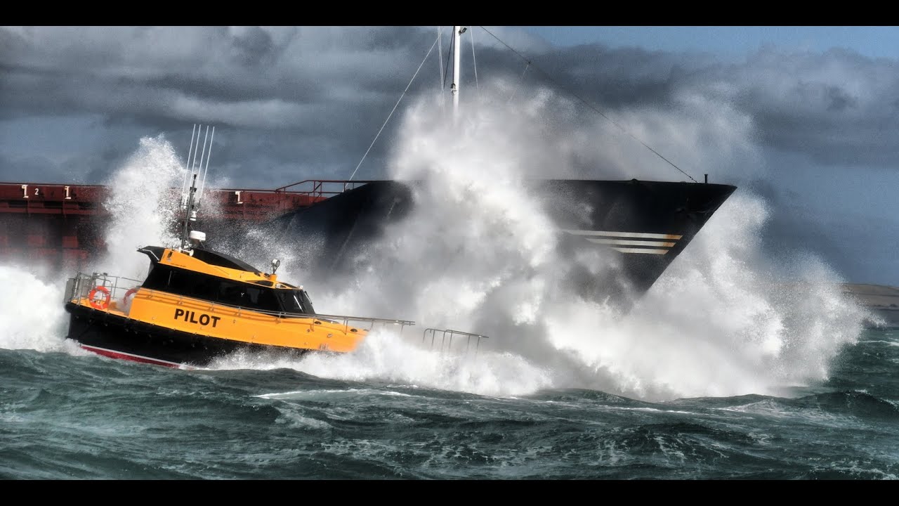 Interceptor 48 pilot boat 'Miami' on sea trials