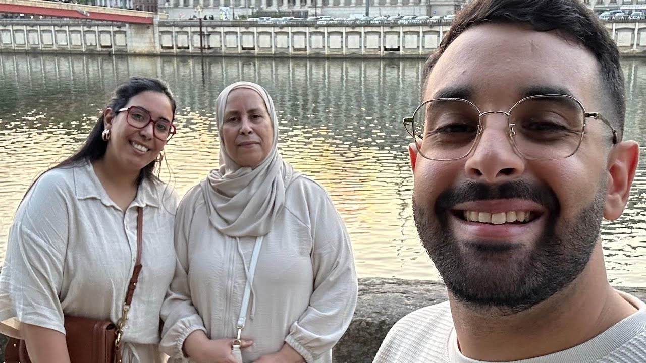 اليوم نكملو آخر فديو في اول نهار في Lyonنوعدكم باش تشبعو ضحك وفرجة معايا انا تسنيم محمد فلننطلق