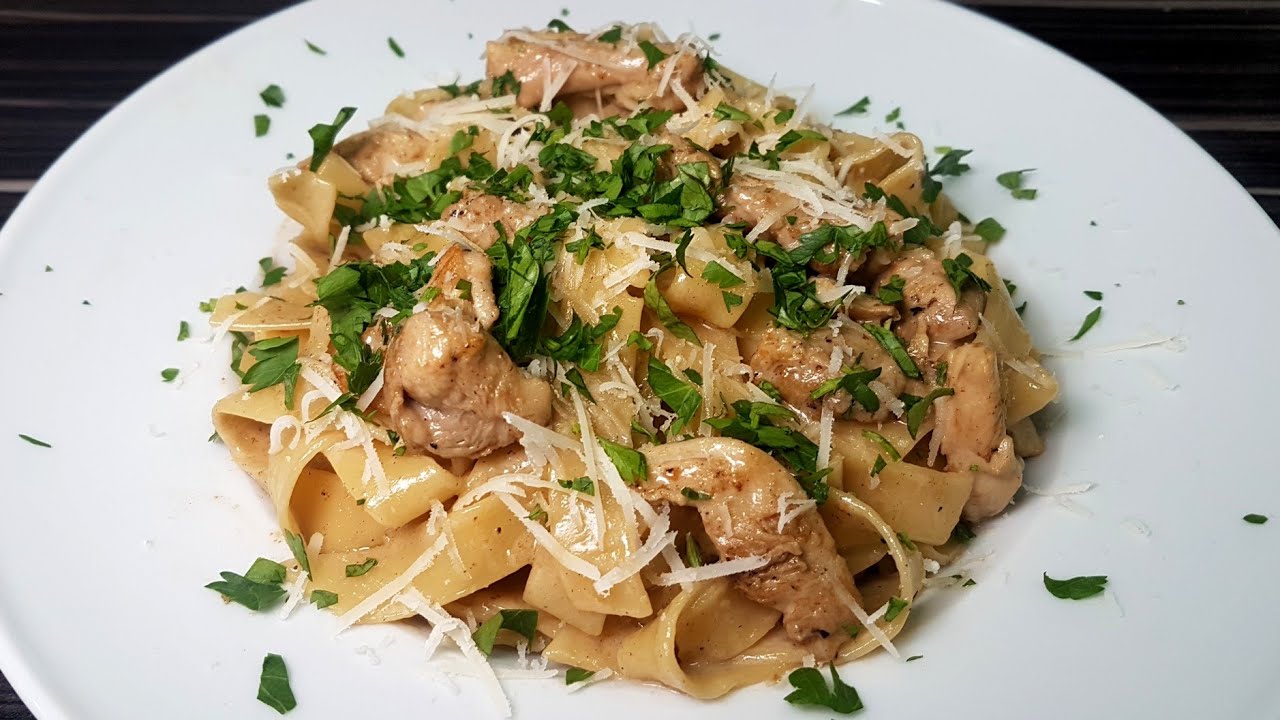 MAKARNADA SON SEVİYE (Tavuklu Alfredo Soslu Makarna) ( Best Fettucine Alfredo with Chicken )