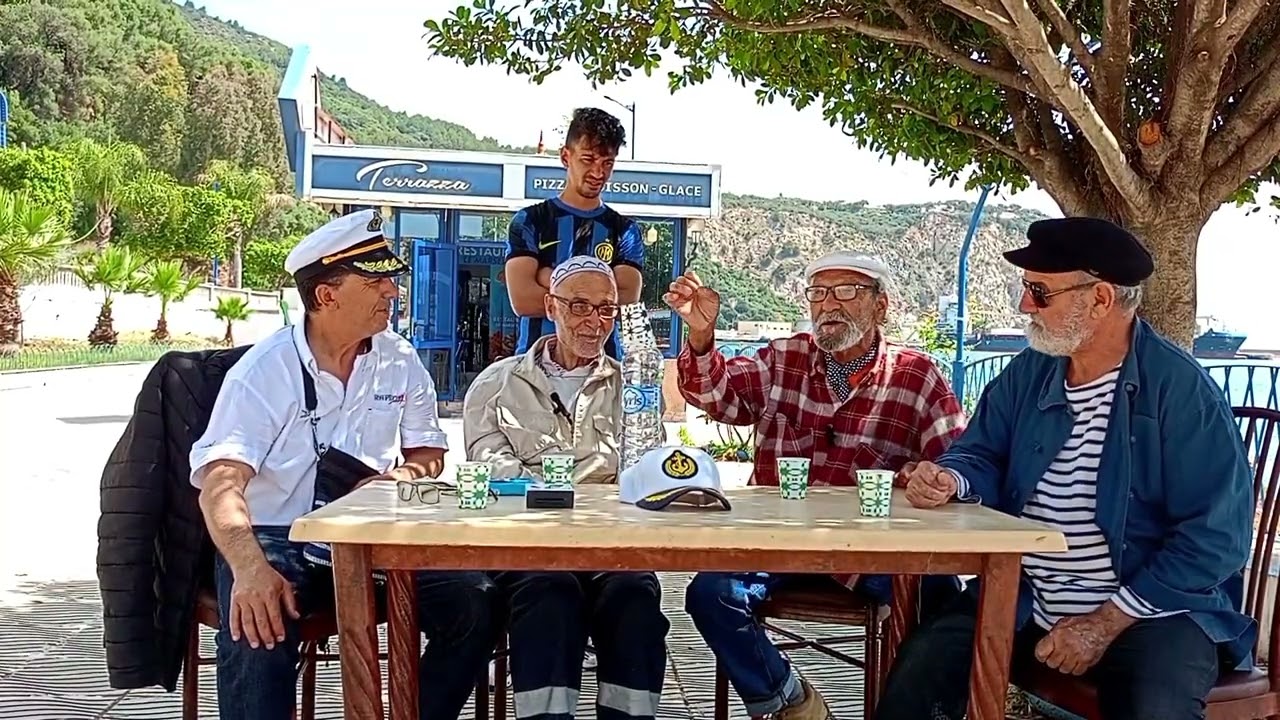 Des chardonnerets et des hommes. Situation des chardonnerets en Algérie. الحسون و الرجال في الجزائر