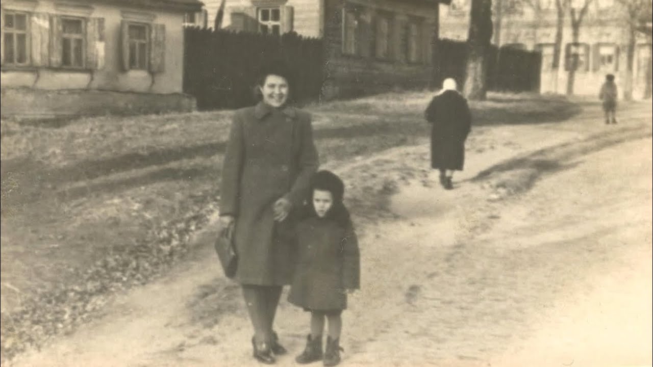 Олександр Таранець  - Я до тебе, матусю, у пісні іду (1982). Старі світлини дитинства. 