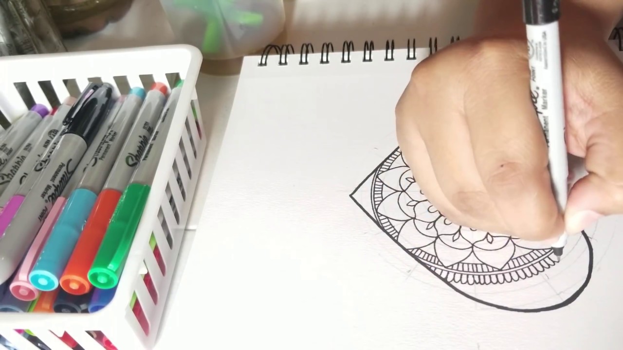 Como hacer mandalas con siluetas | how to draw mandalas in silhouette | ShantalArt