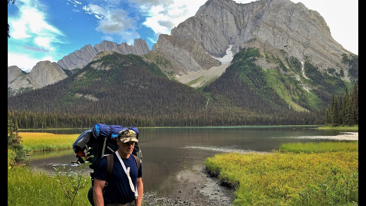 ELK LAKES PROVINCIAL PARK BACKPACK 2020 / PART 1