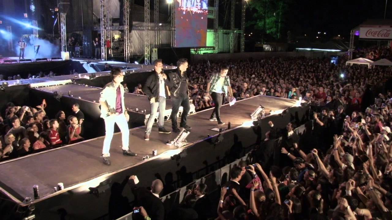 Lucas & Felipe part. Zé Ricardo & Thiago - Sinal Disfarçado/Turbinada - Ao Vivo Universo Alegria