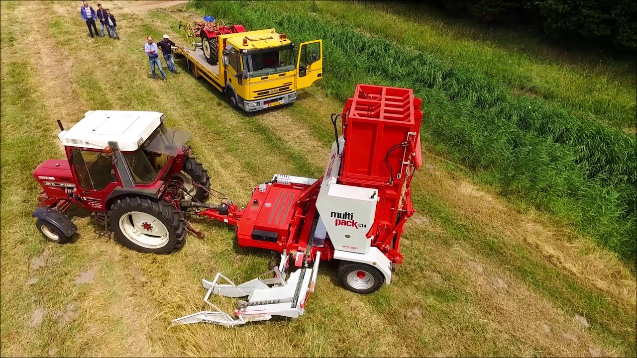 Arcusin / Multipack C14 / Forstack 8.12 / LMB de Bruijn / Balen stapelen / Stacking bales / Silage