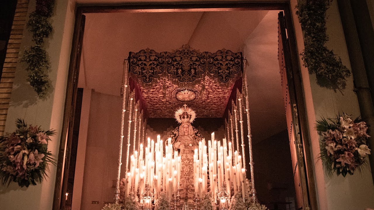 Entrada de la Virgen de los Desamparados en el #50ParroquiaAlcosa