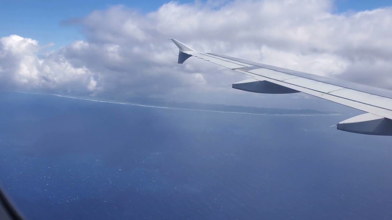 Flight from Miami to Roatan.