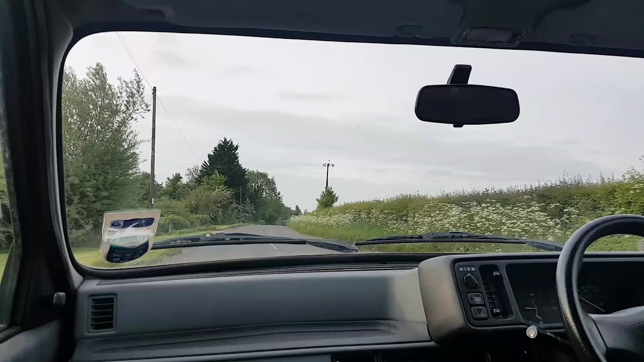 Rover 100 country road drive