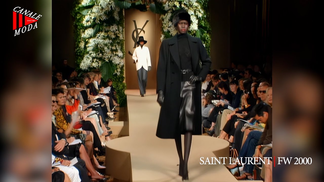 YVES SAINT LAURENT Haute Couture Fall 2000 Paris - Canale Moda