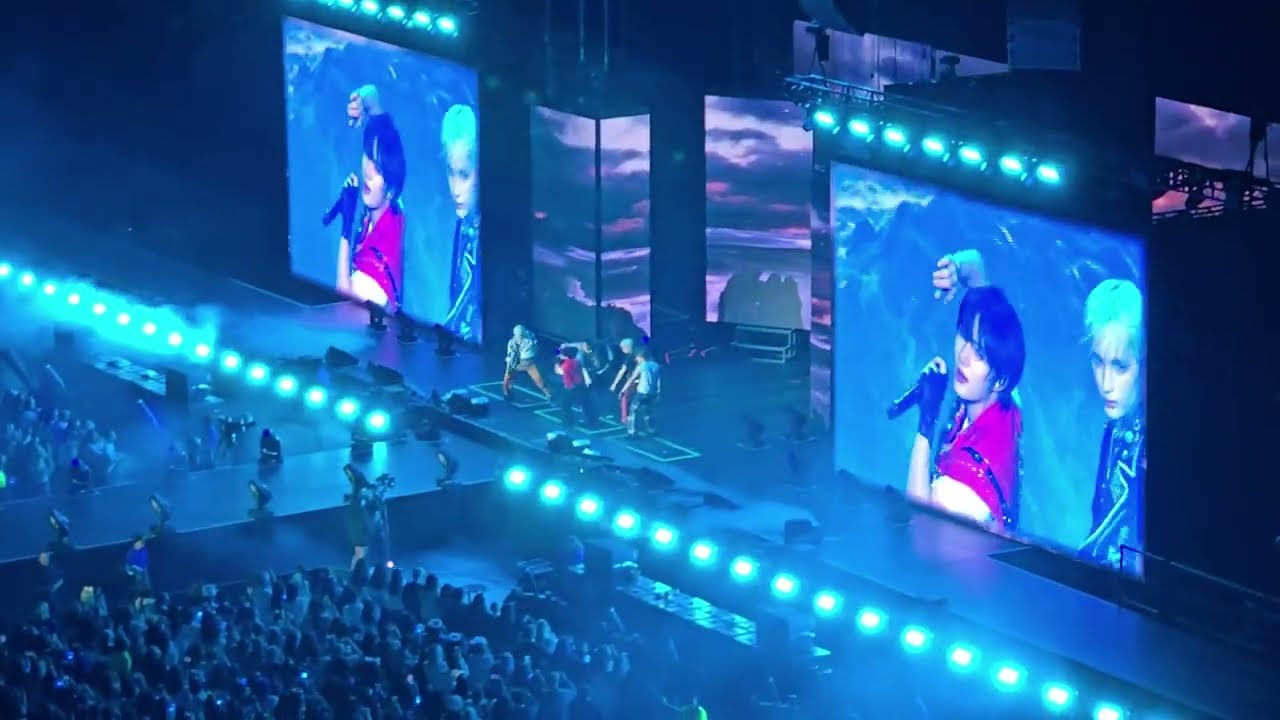 250912 TXT 'ACT: TOMORROW' IN LA 네버랜드를 떠나며 (Farewell, Neverland) + 거울 속의 미로 (Maze in the Mirror)