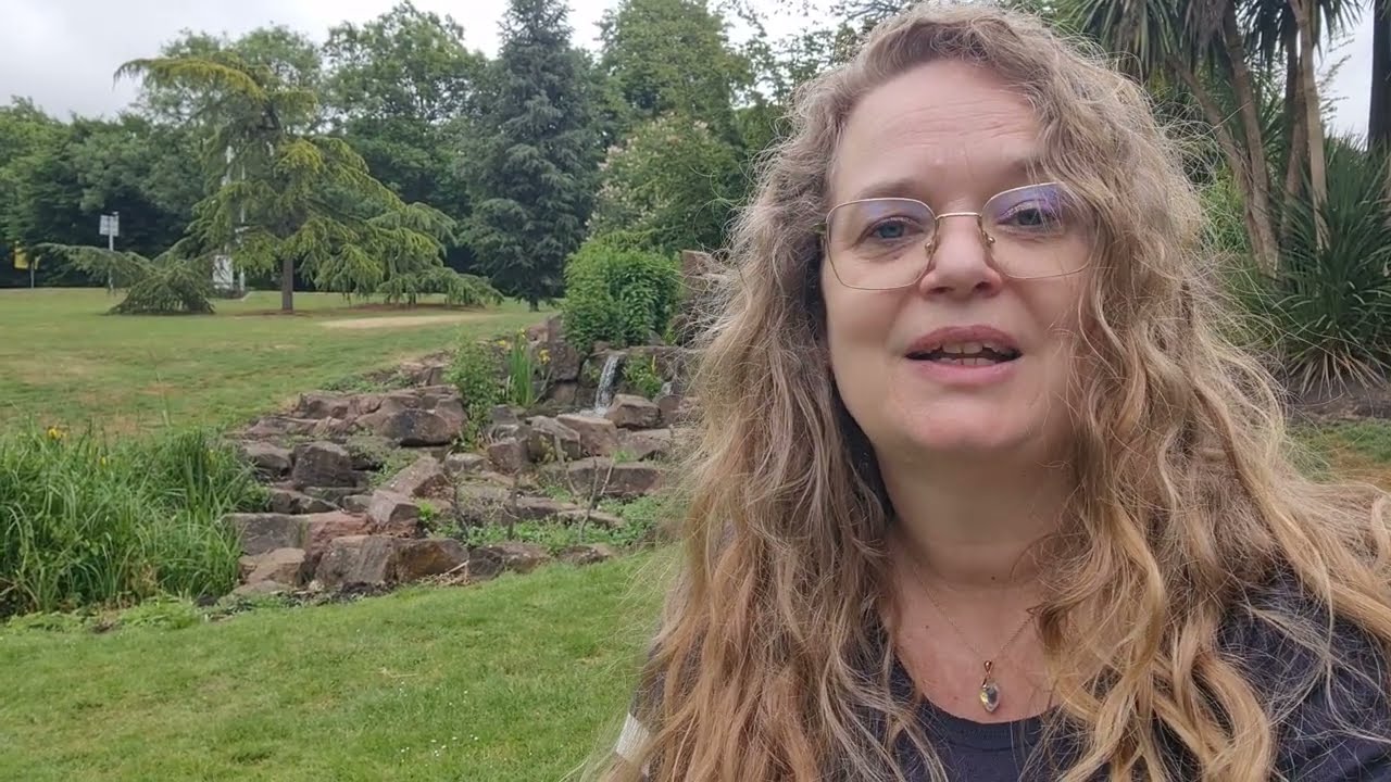 Loneliness [Conference Sensitivity Research 05]