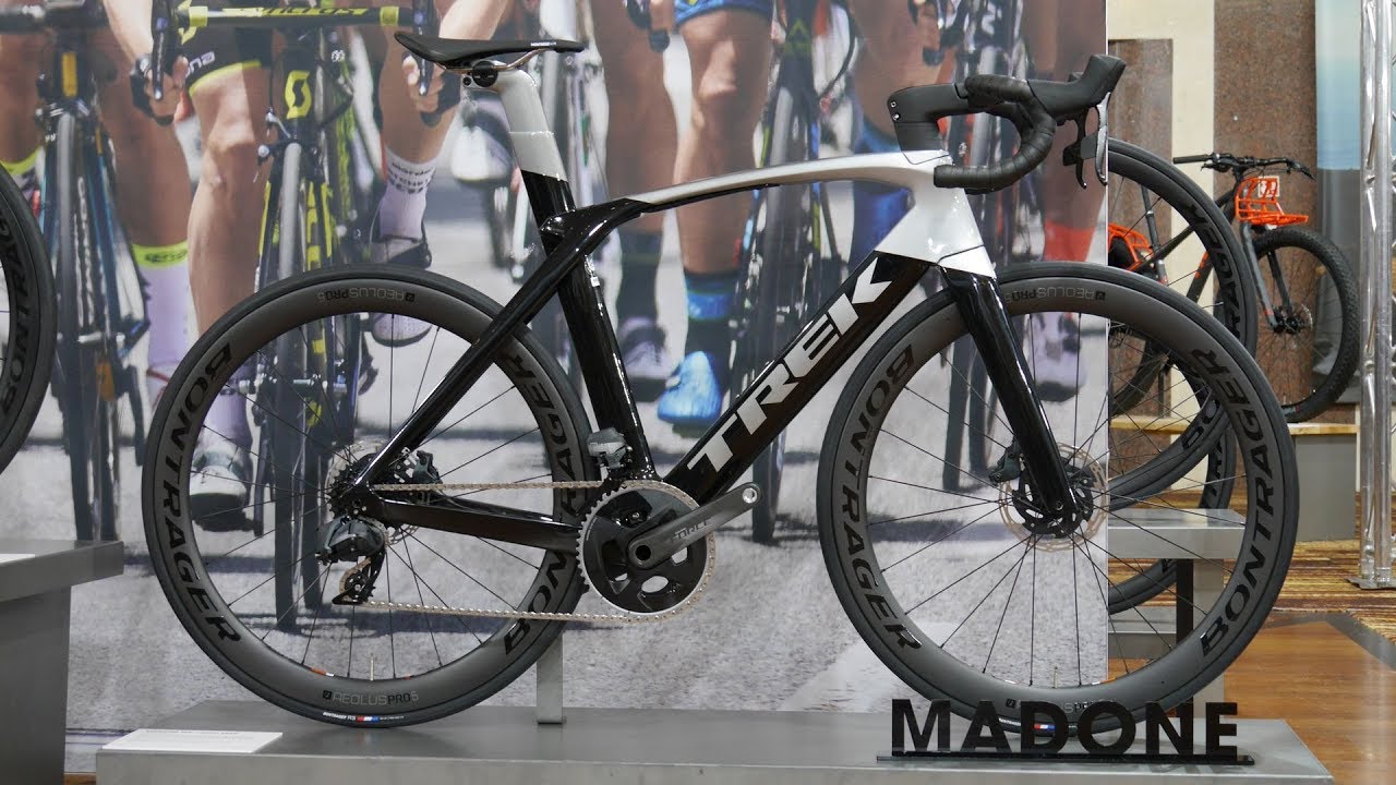 TREK Madone SLR 7 eTap 2020