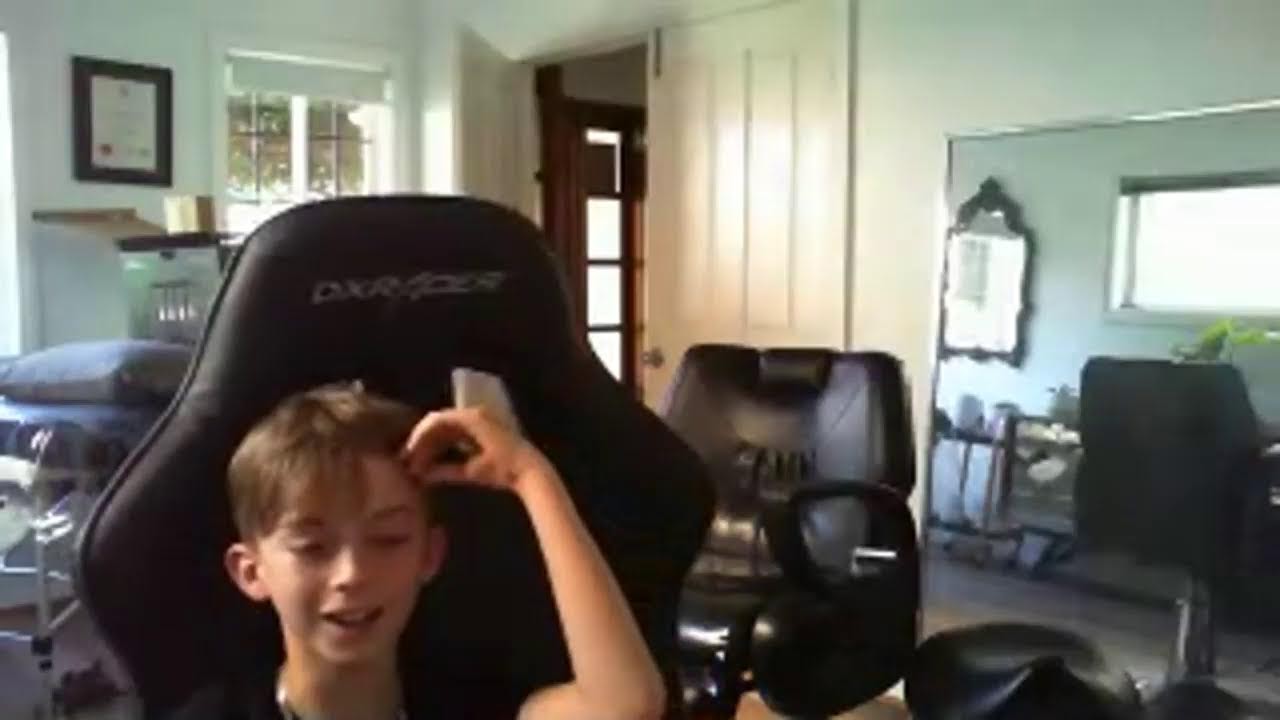 WE ARE GOING TO DO DARES!!! AND STAYING ON LIVE UNTILL 100SUBS