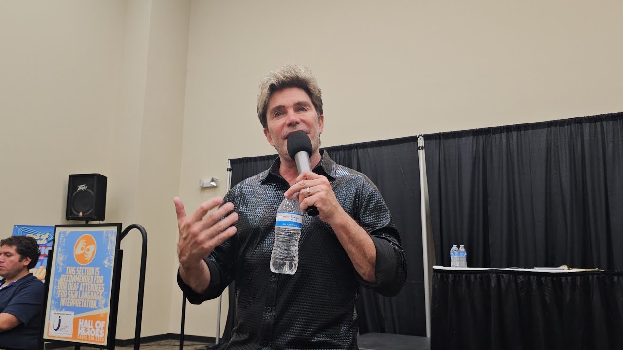 Vic Mignogna at Hall of Heroes Comic Con 2025