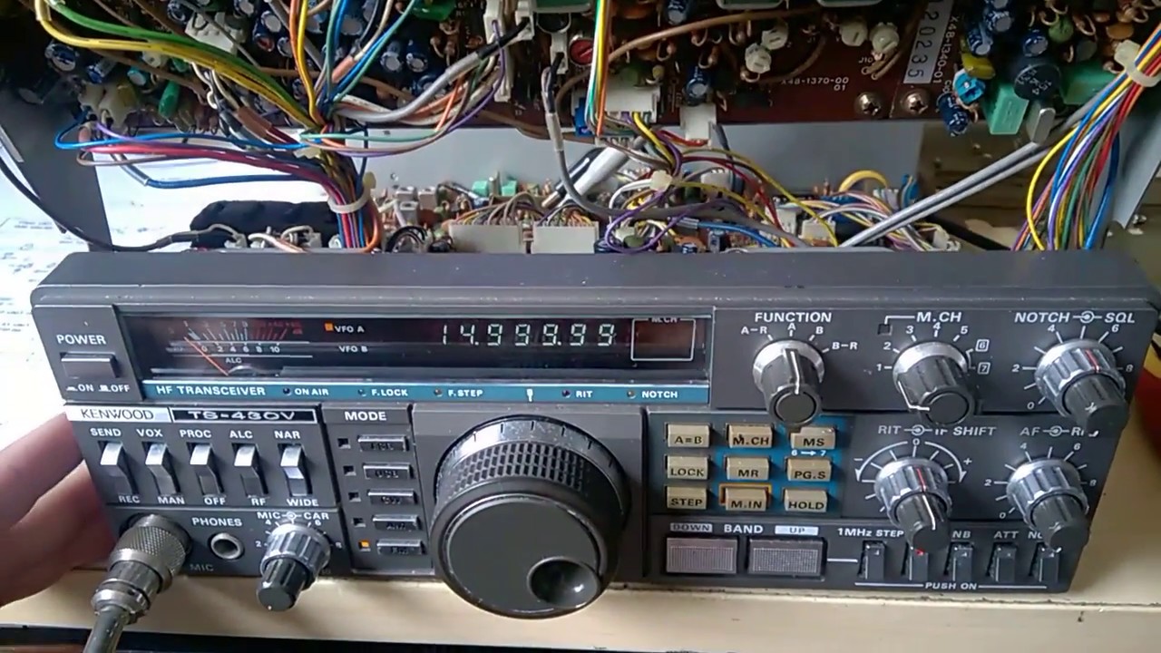 Ajuste de um dos VCOs do TS-430V Kenwood