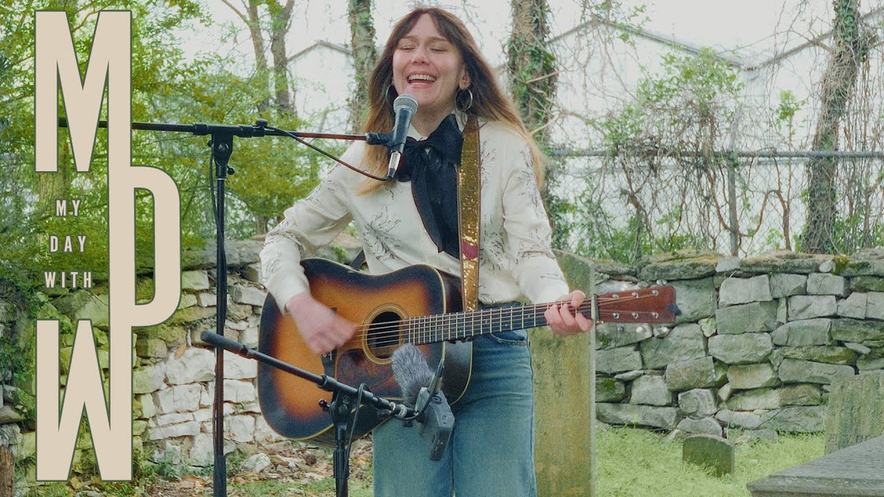 When My Race Is Run - Molly Tuttle (Live)