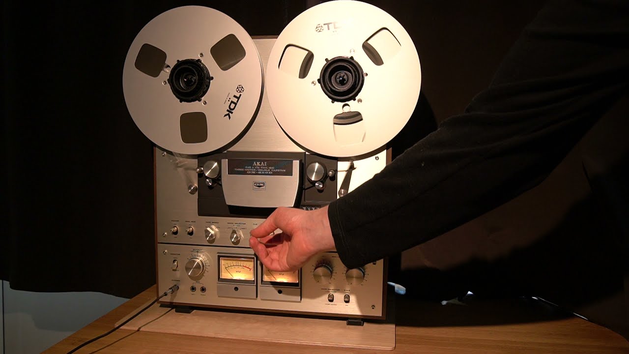 Demo Akai GX-650D (headphones recommended, switching between Source and Tape during recording)