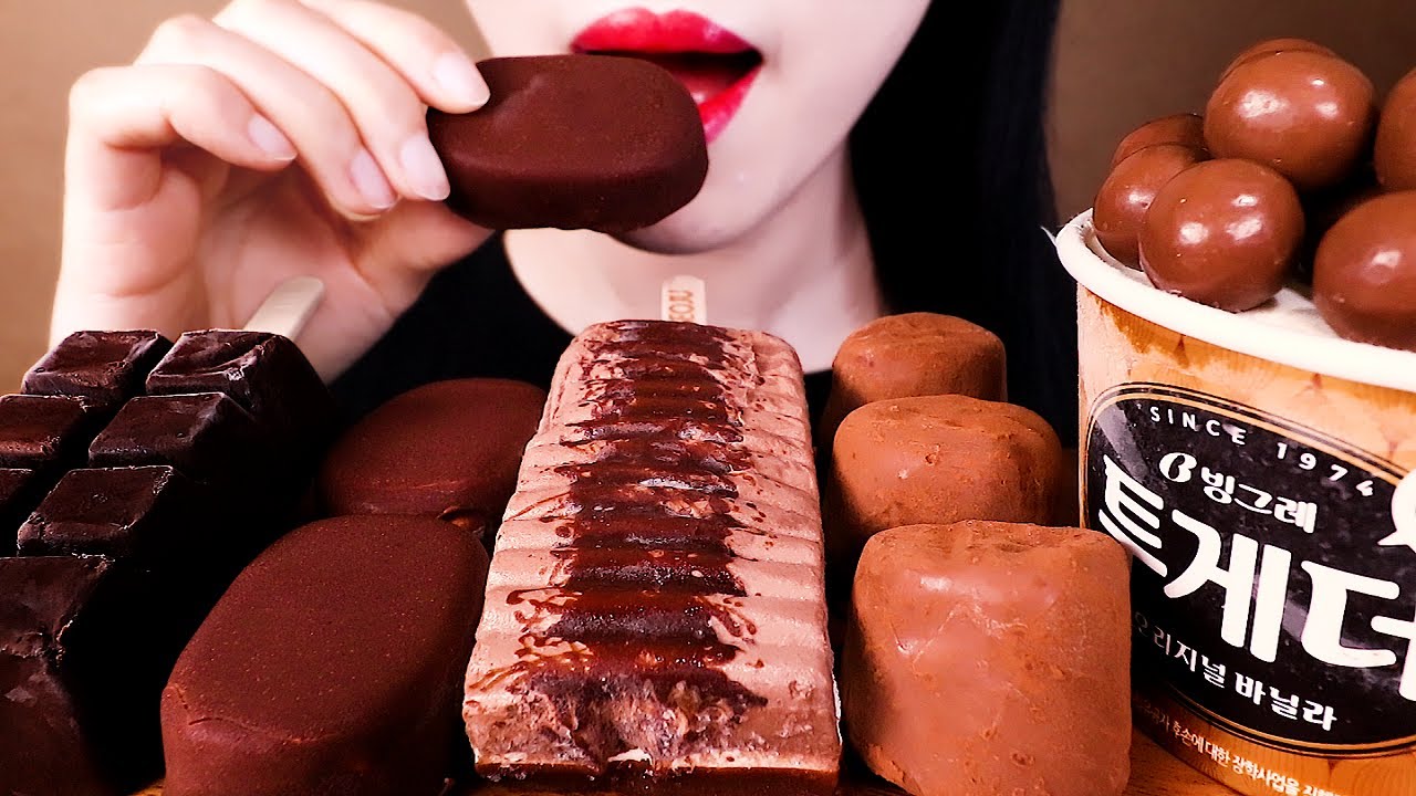 ASMR CHOCOLATE ICE CREAM, CHOCOLATE COVERED MARSHMALLOW, MALTESERS 초콜릿 아이스크림 eating sounds MUKBANG먹방