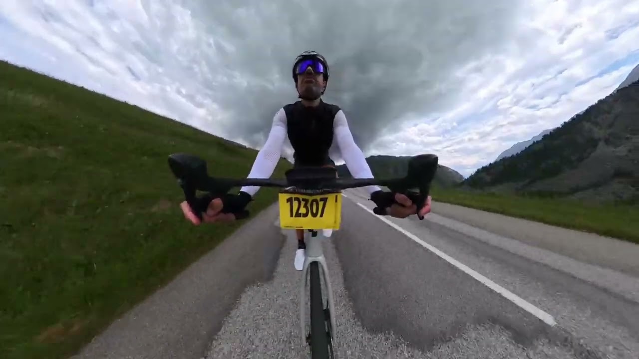Souvenir de l'EDT : Descente du Cormet de Roselend.